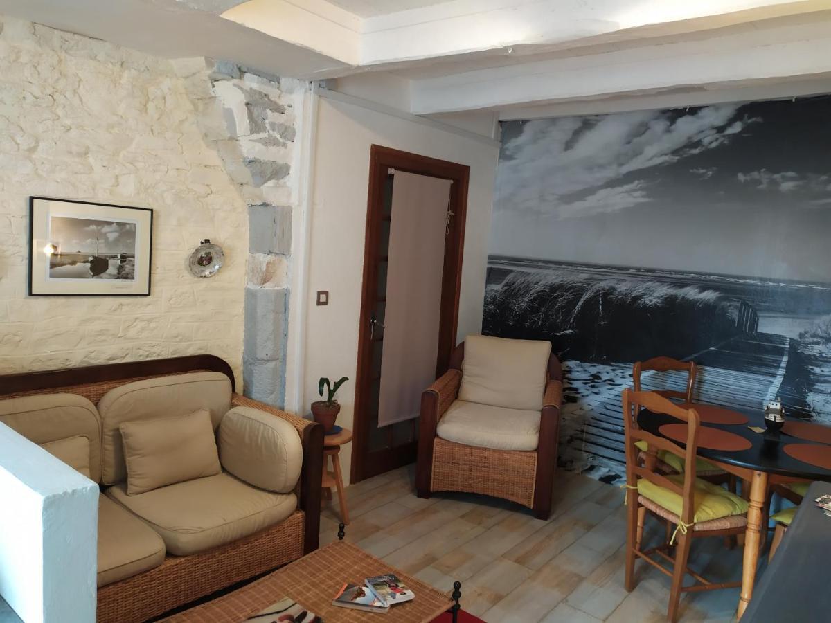 Vila La Genete Genêts Exteriér fotografie